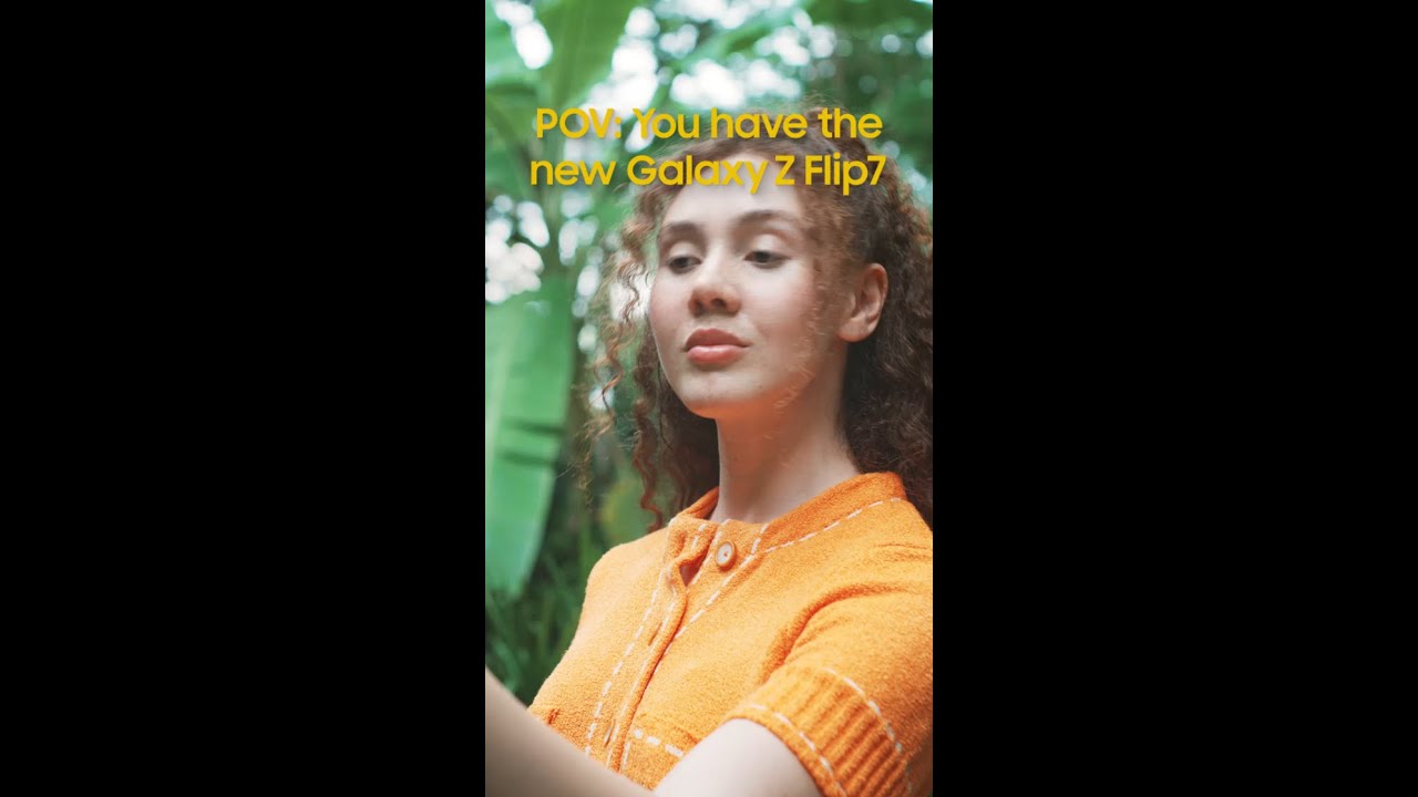 Get the full POV - 50MP Camera | Galaxy Z Flip7 | Samsung
