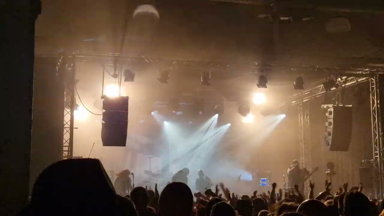 turmion k&auml;til&ouml;t - naitu | live @ finlandia klubi 14.4.22
