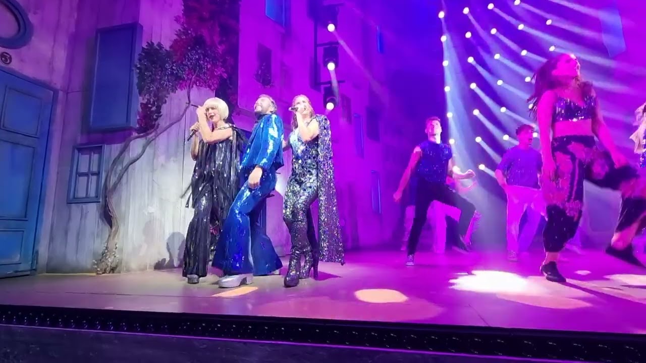 Mamma Mia el Musical - Waterloo (Live @ Teatro Rialto, Madrid)