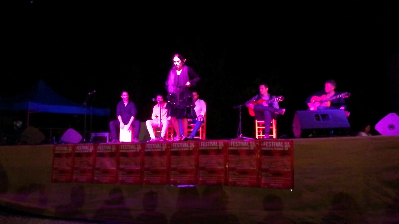 Belén López bailaora en Homenaje al Tío Miguel (Ogijares Granada)