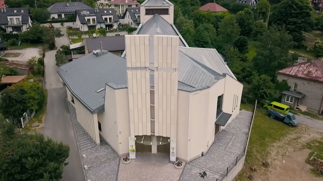 Kosciol pw. św Andrzeja Boboli w  Węgrzcach