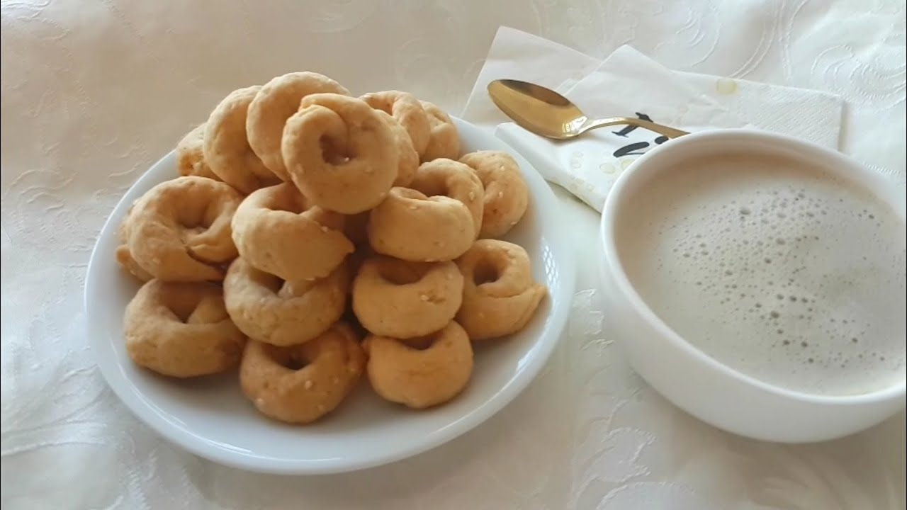 #כעכים #kaak #كعك 
כעכים מלוחים עם תבלין סודי
How to make kaak  cookies with salt
كعك مالح