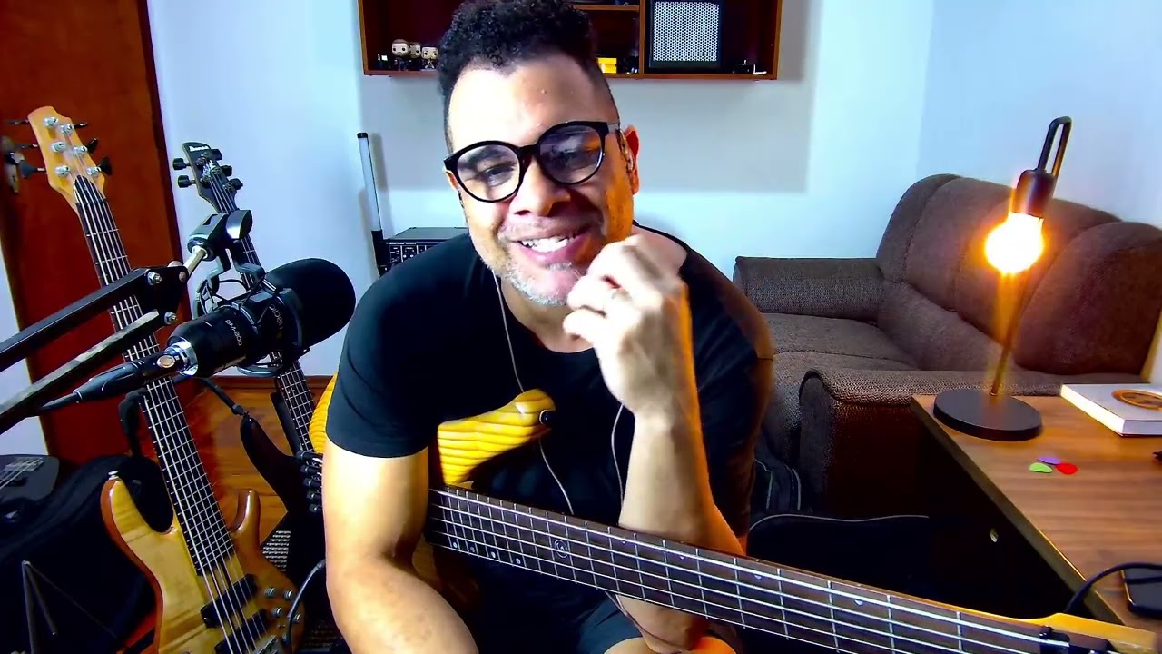 Raquel Rodriguez - Mile High - Aula de ContraBaixo