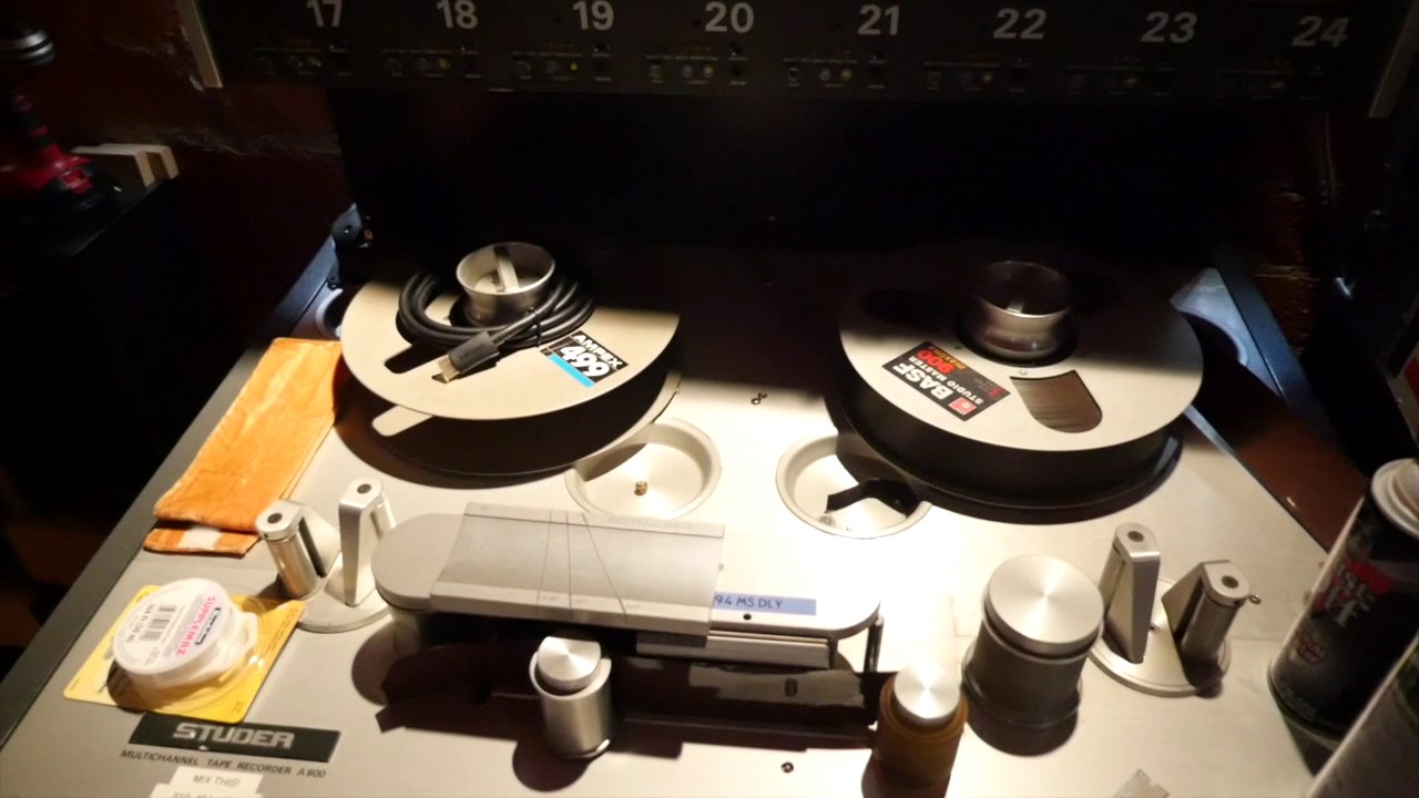 Apogee Studio Tour