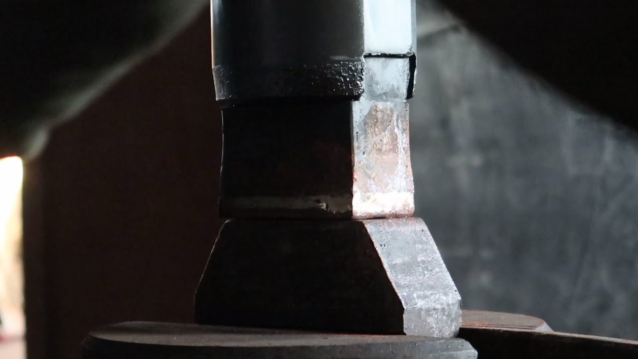 Уборка Кузни. AVlog