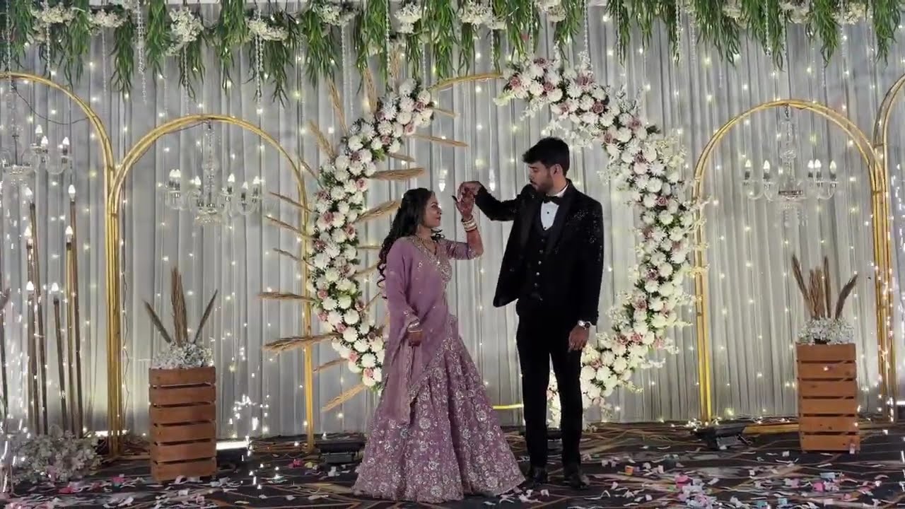 A beautiful couple dance #couple#coupledance#wedding#weddingvibes