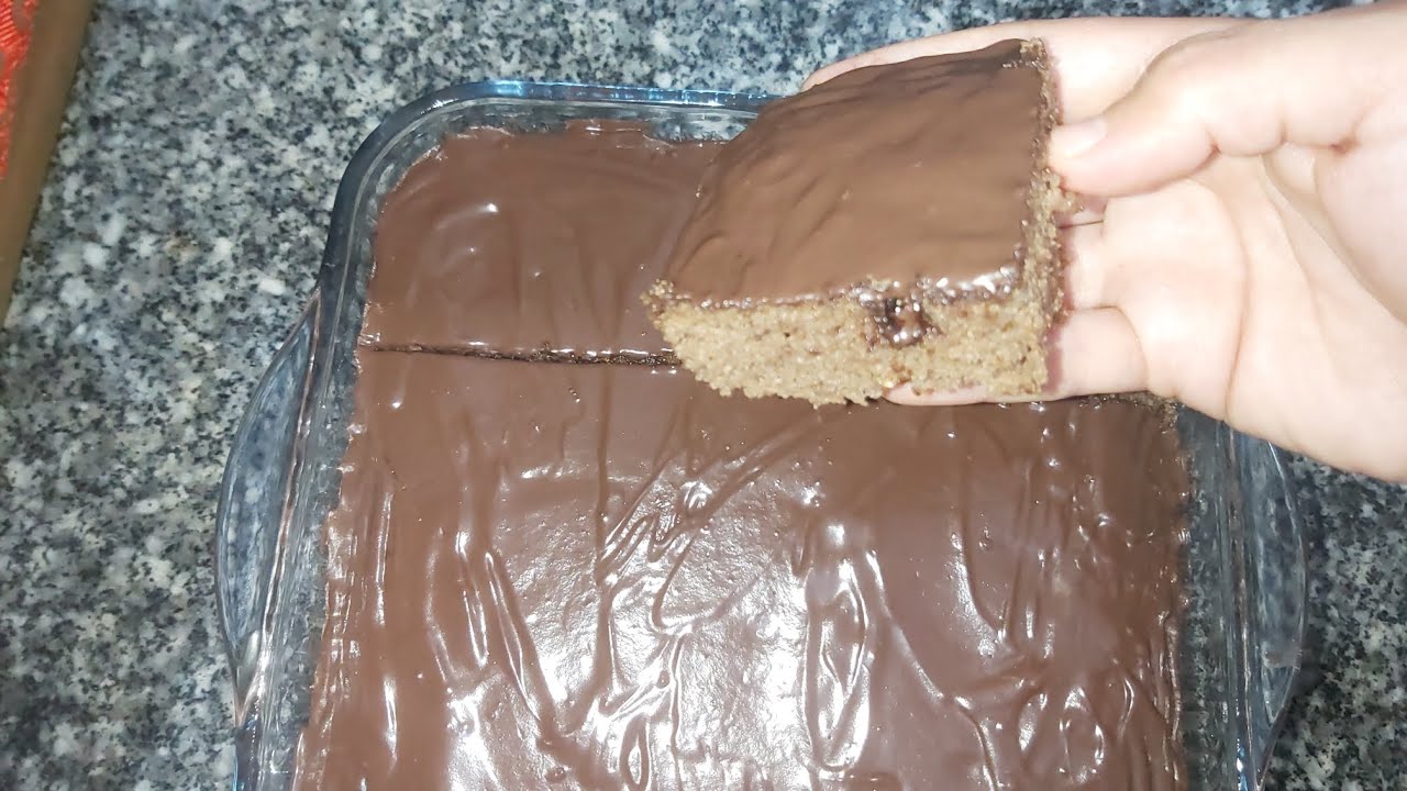 Chocolate 🍫  corn 🌽  flour  cake 🎂 You will love even if you're not on a gluten free diet 