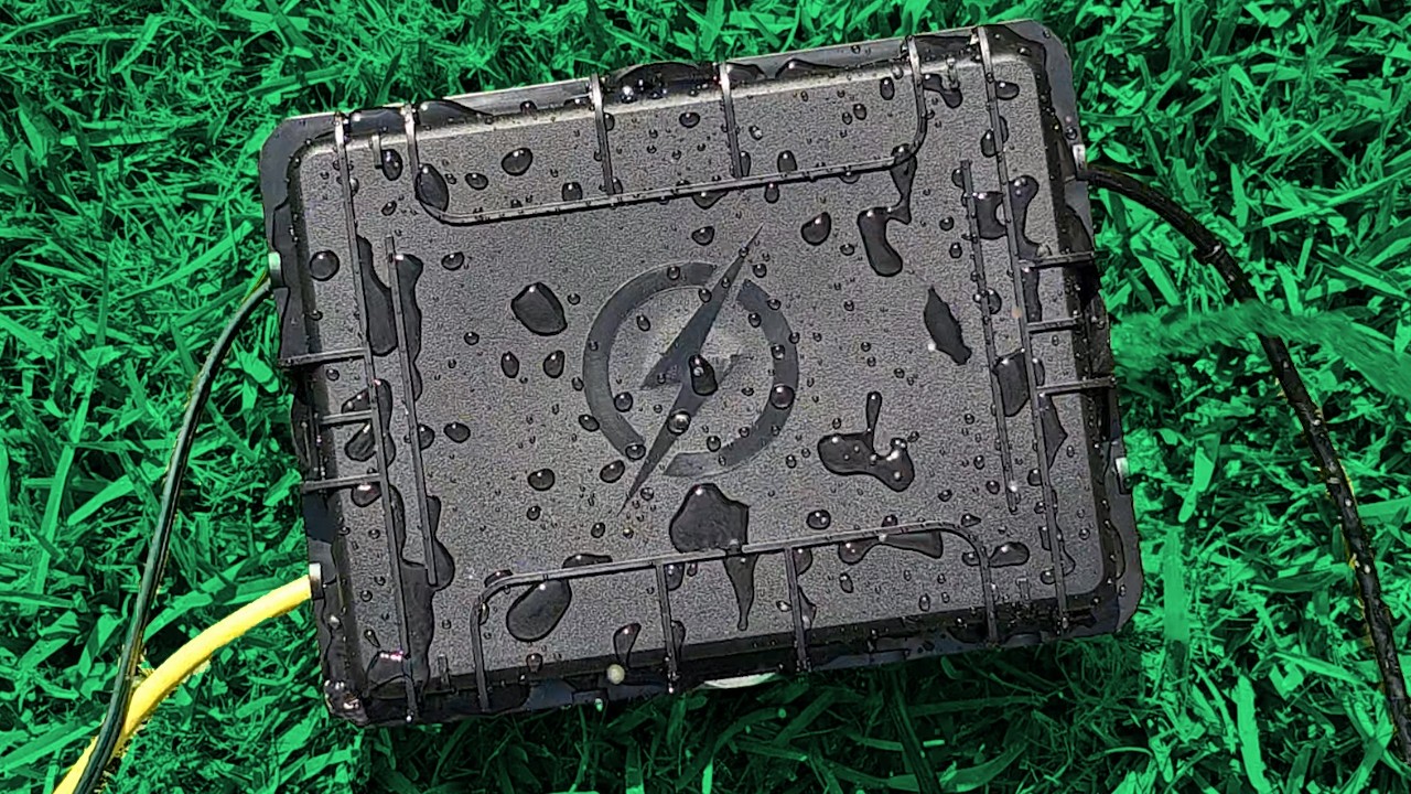 Don't short circuit you outdoor lighting!  Waterproof Electrical Box