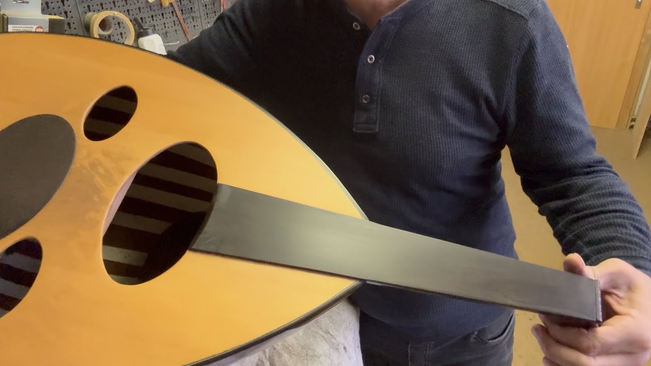 حل مشكلة زنة أو طسة وتر العود عند المرآة