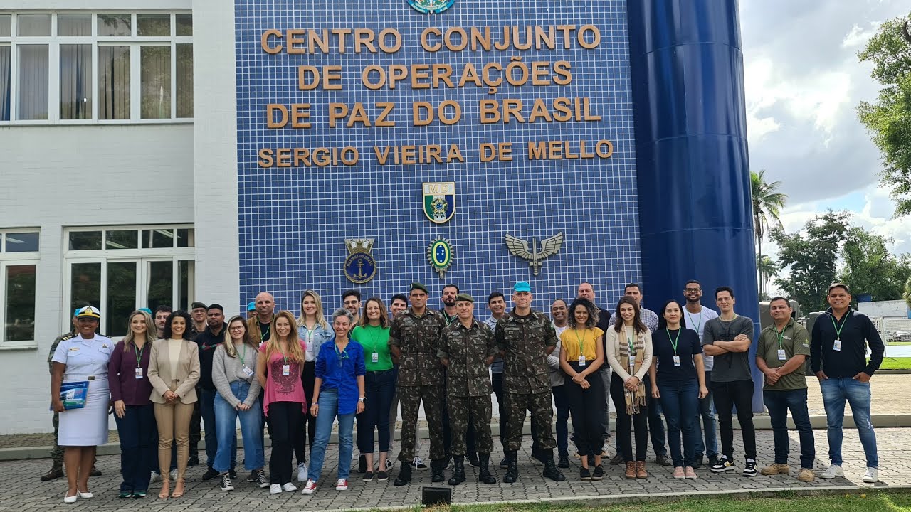 JORNALISTAS E ASSESSORES DE IMPRENSA S&Atilde;O PREPARADOS PARA ATUAREM EM &Aacute;REAS DE CONFLITO. (CCOPAB)