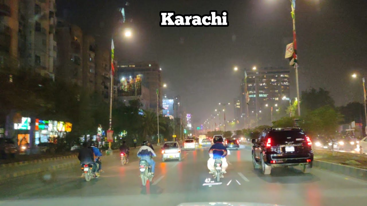 Shahrah-e-Faisal Night Drive - Karachi - 4K Ultra HD