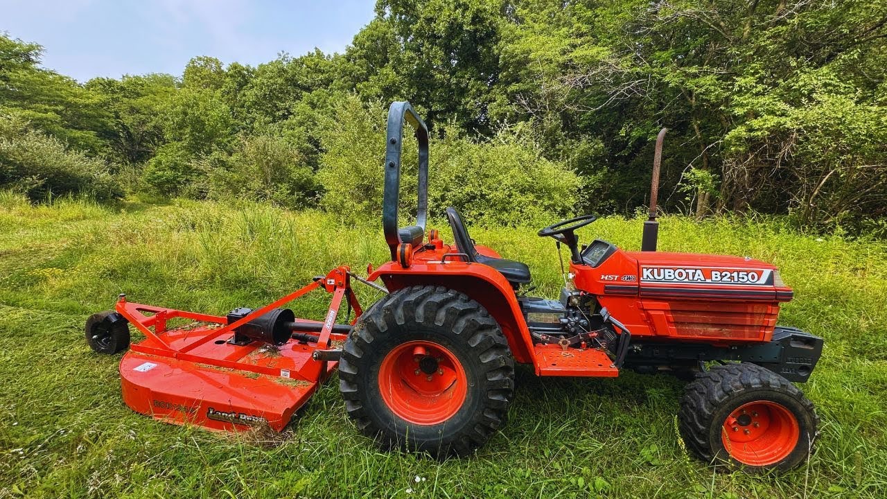 Kubota Tractor Bush Hogging! | Planning Out My Hunting Areas!