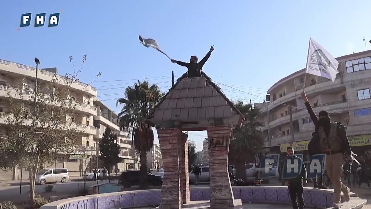 اللحظات الأولى لدخول مقاتلو غرفة عمليات فجر الحرية إلى مدينة منبج بريف حلب الشرقي