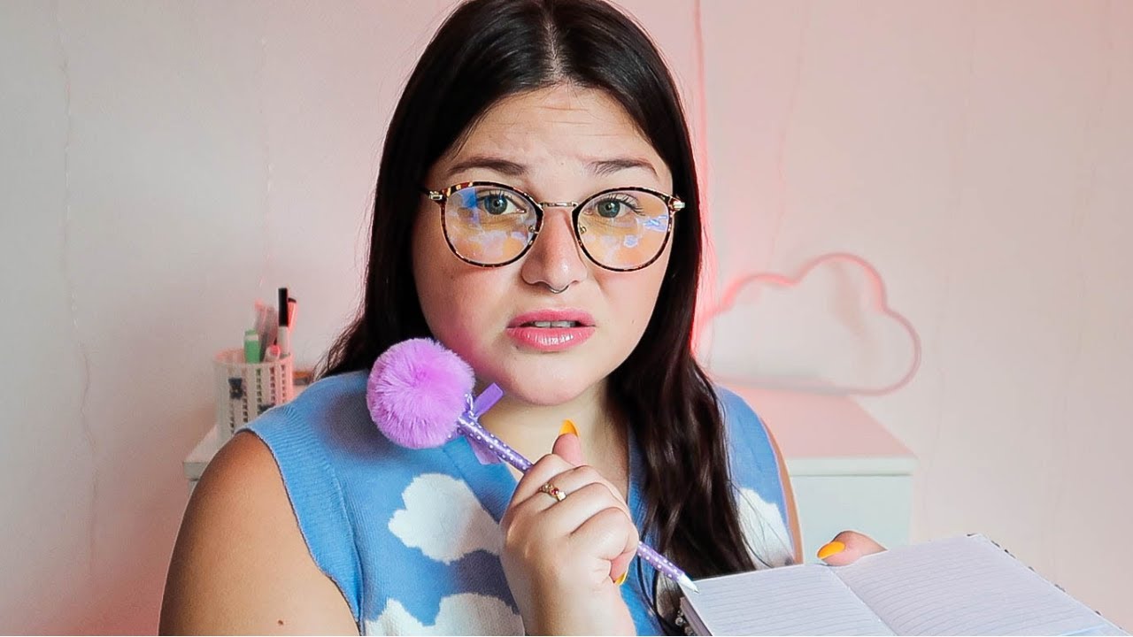 ASMR POV : tu es assis.e à côté de la peste en examen (elle copie à peine)