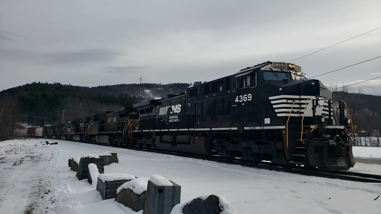 Chasing EDMO With 6 AC44C6M's From Shelburne Falls To The Hoosac Tunnel
