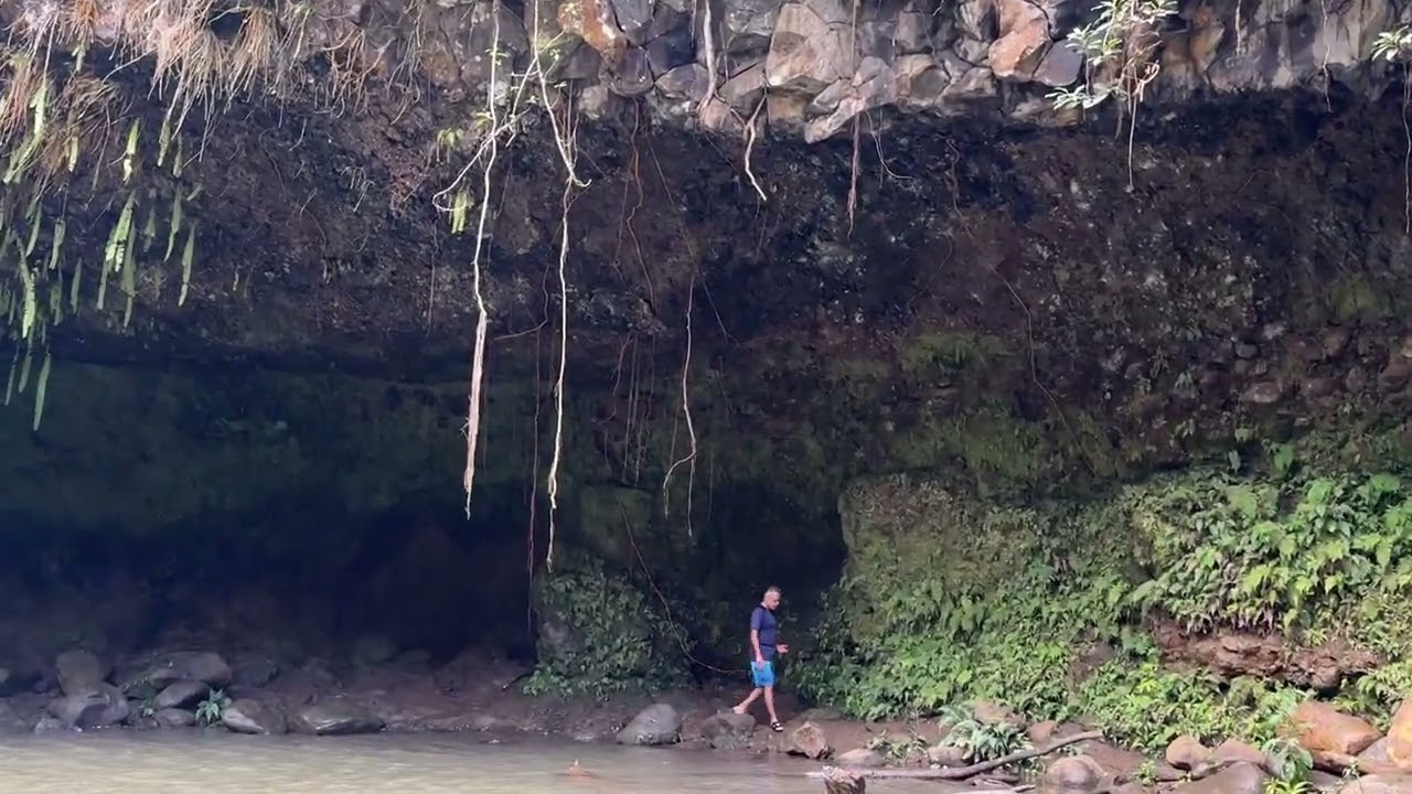 Road to Hana twin falls