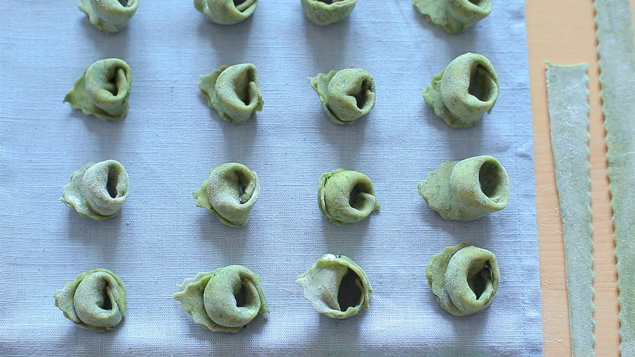 Tortellini verdi ricotta e spinaci - videoricette di pasta fatta in casa