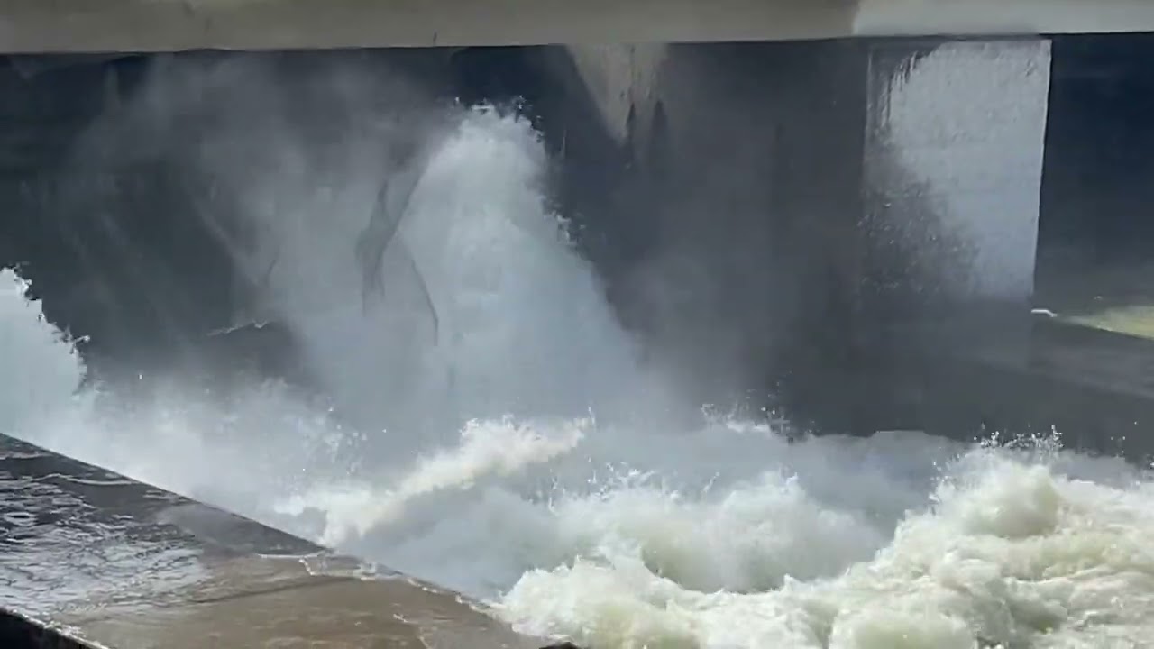 Isar und maxwehr auf dem Weg zu Altstadt 