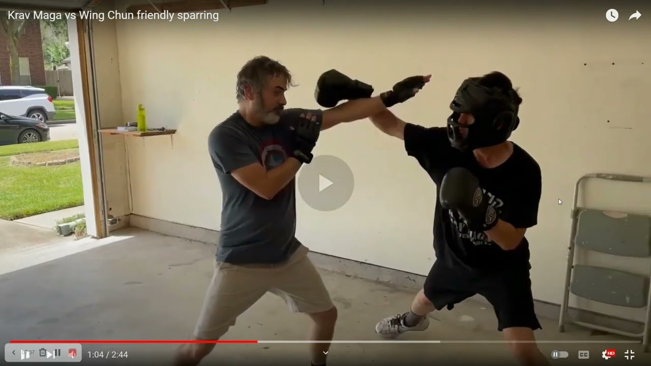 Krav Maga vs Wing Chun friendly sparring with commentary