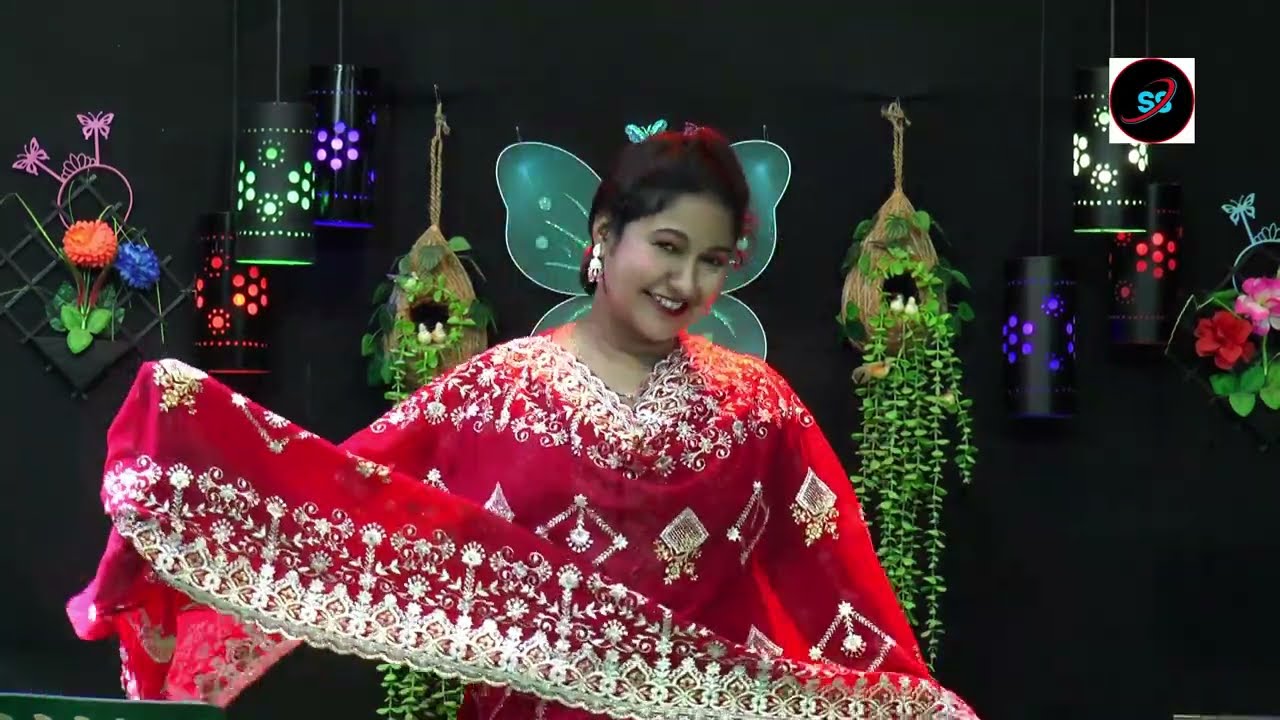 স্বাদ করে পড়েছি গলে শ্যাম কলঙ্কের মালা