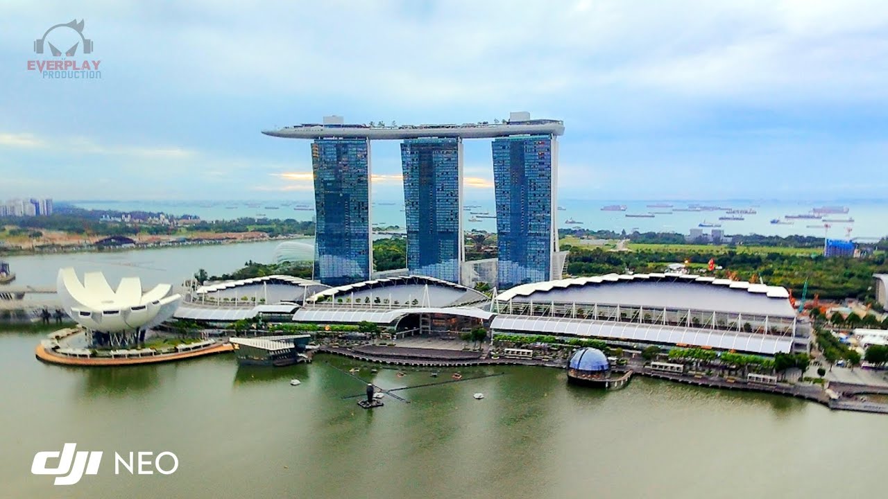 🇸🇬 Marina Bay Sands Singapore - Dji Neo Drone Footage with Cinematic Background Music 🇸🇬