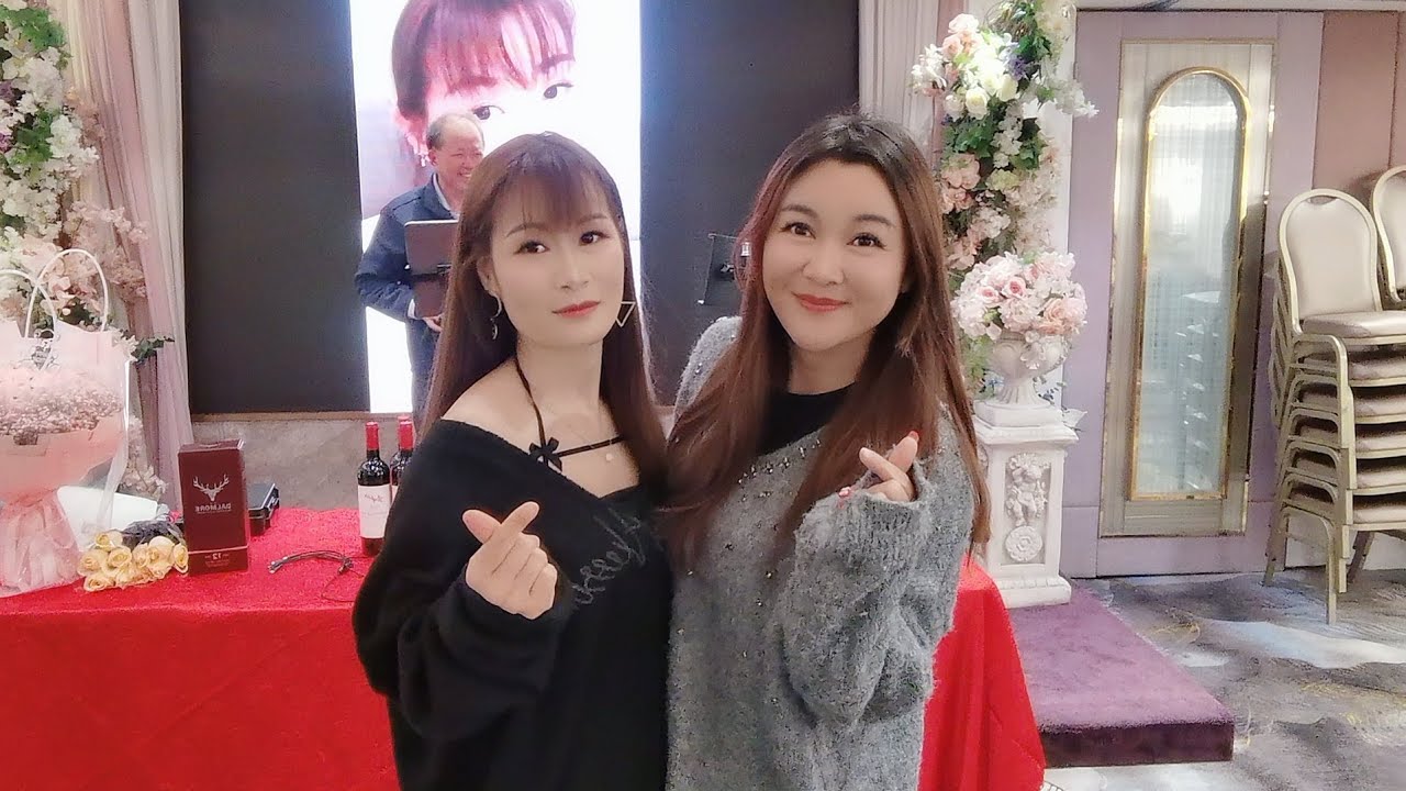 “GiGi小百合vs小美连线开心直播间”以歌会友，开心就好！