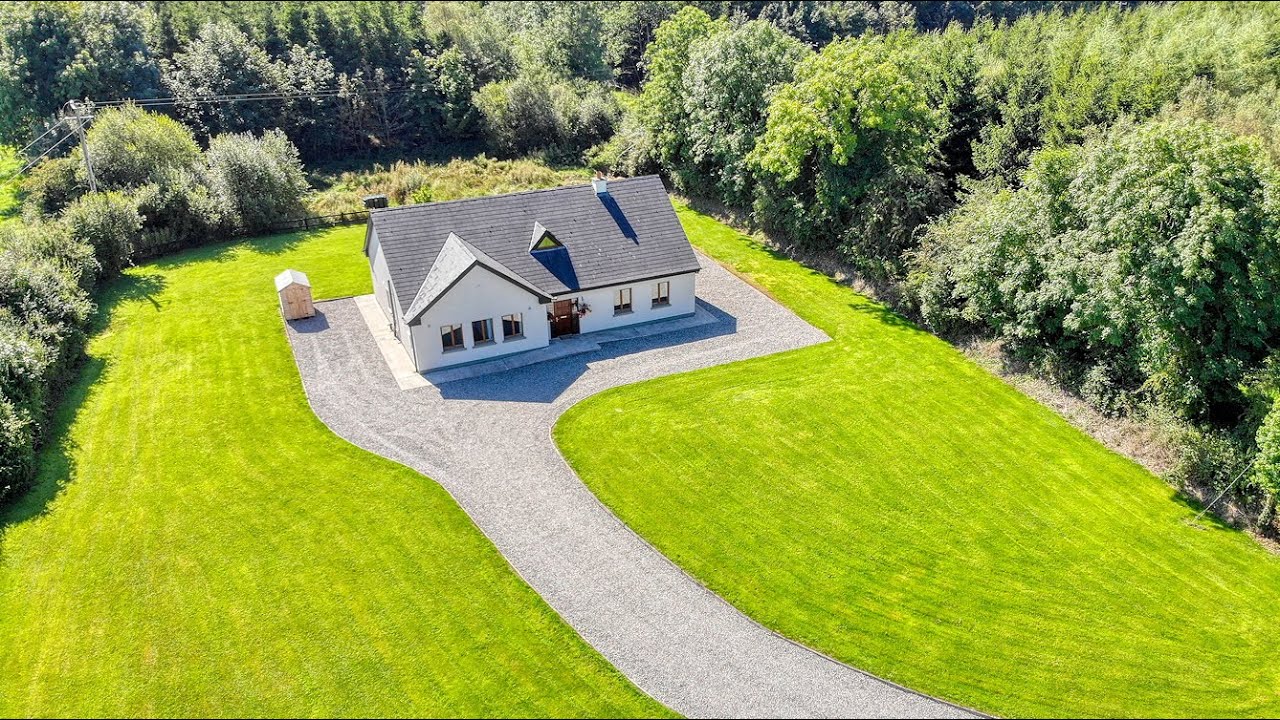 Fisherstown, Clondra, Co. Longford - 4 / 5 bedroom house for sale