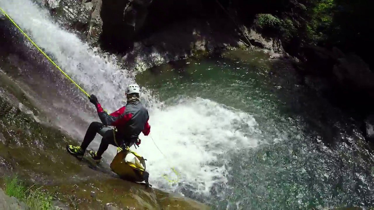 BARRANCO DE LAPAZOSA [CANYONING FILMS]
