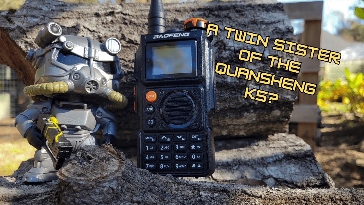 Baofeng K6 Handheld Radio (Unboxing and Power Testing)