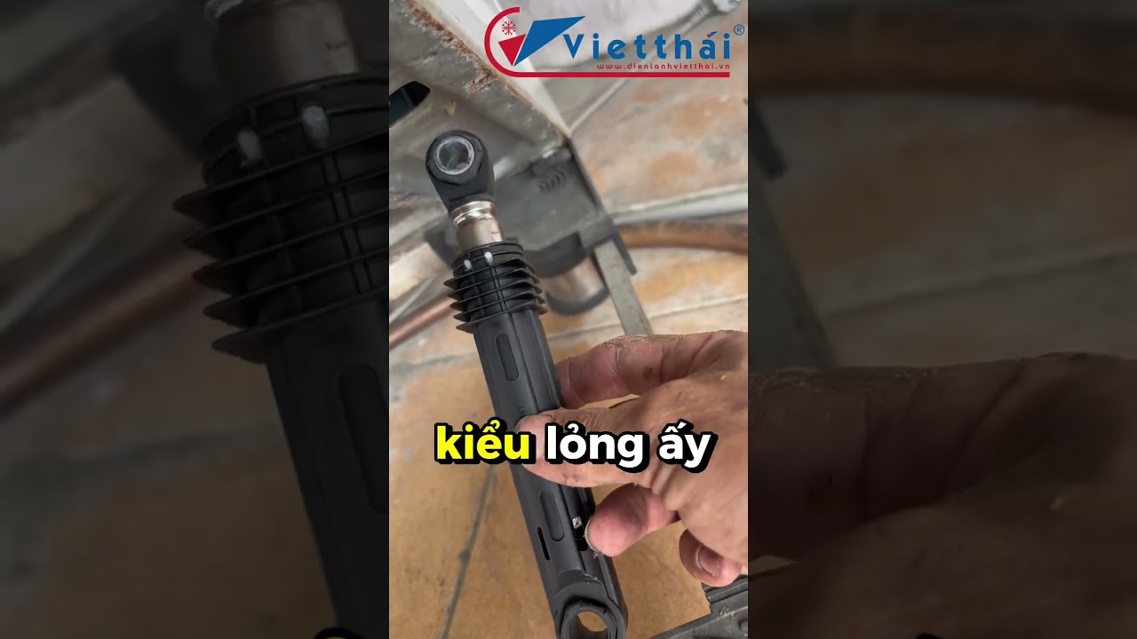Việt Thái sửa máy giặt Samsung vắt kêu to và máy ￼ bị xê dịch đi chỗ khác ￼ công sửa hết 100 K