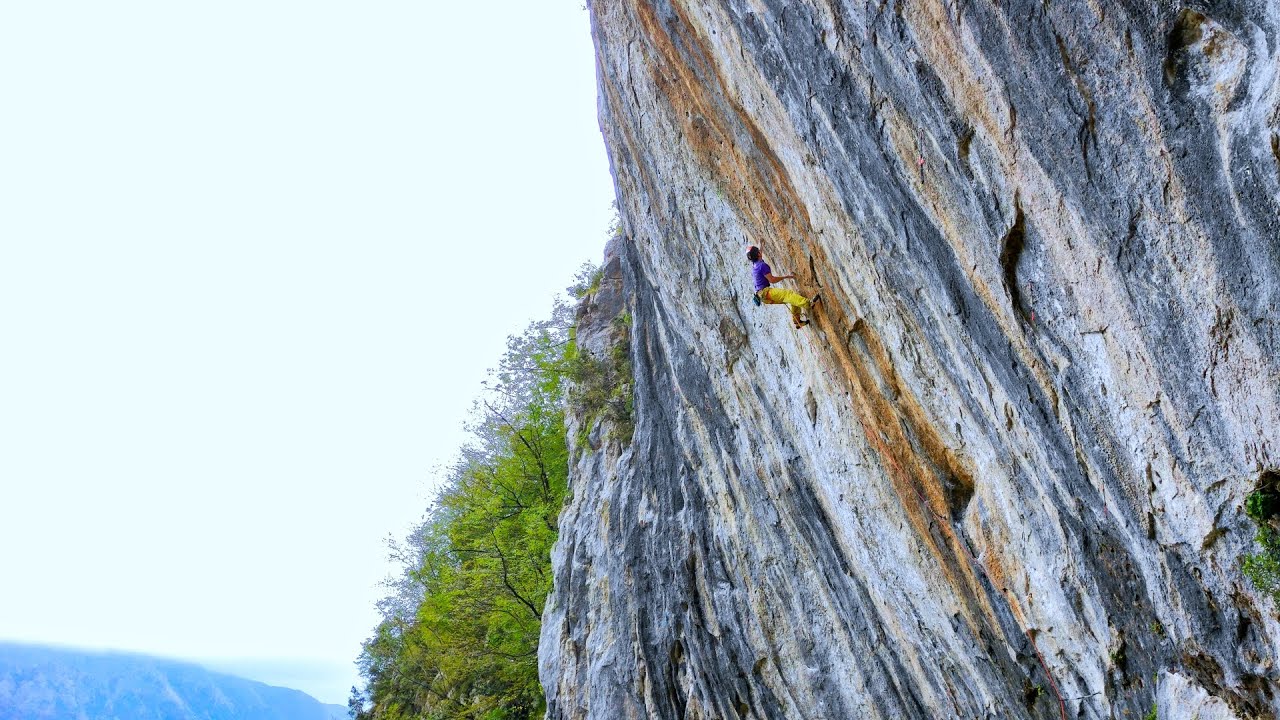 San Rocchino, Camaiore - Obi One Kenoby (8b+) Uncut video