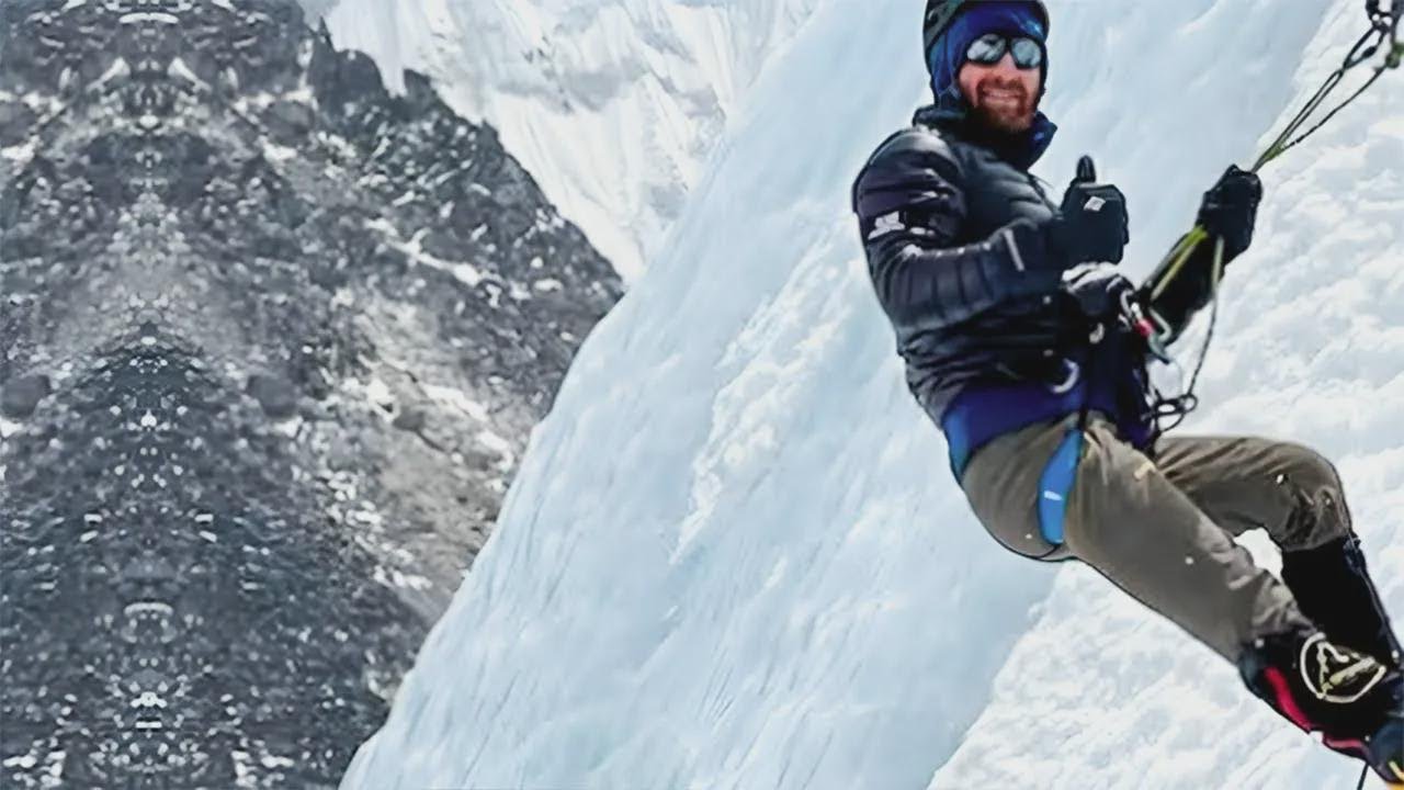 Este alpinista no Everest já está morto, só ainda não percebeu