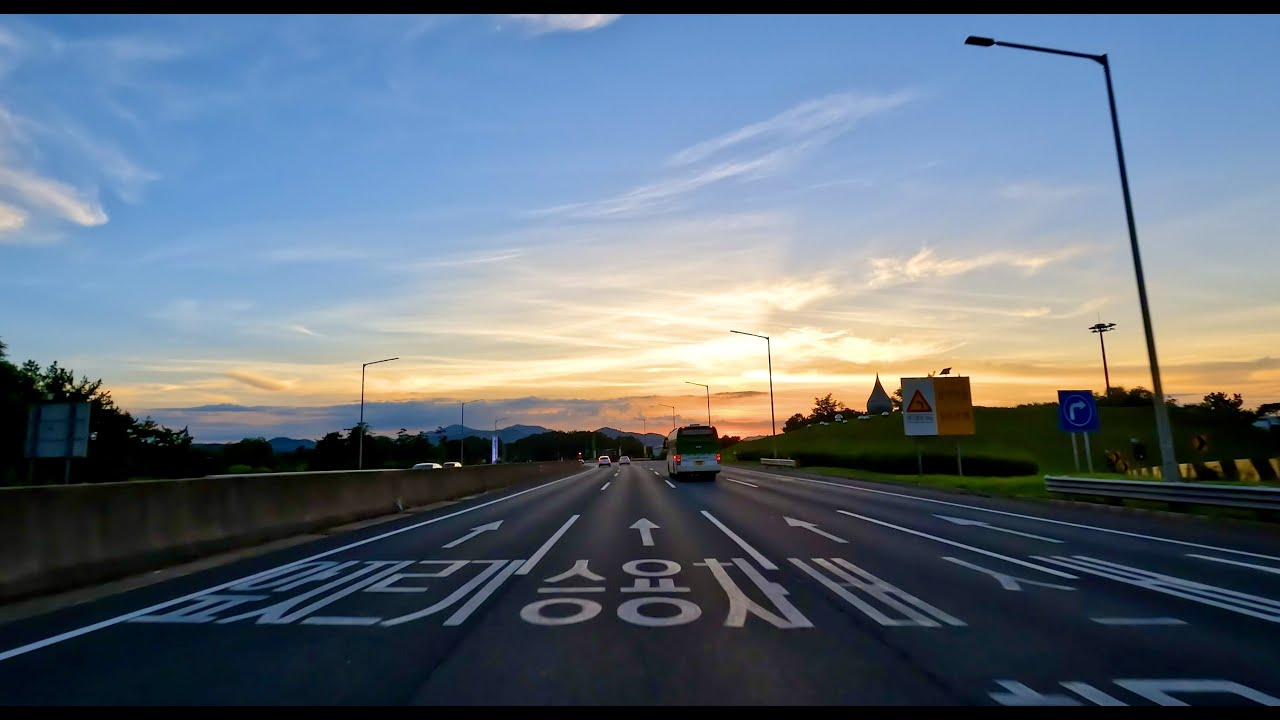 [4K] Sunset Highway Drive | Busan Korea - Namhae Expressway | White noise, soundscape, ASMR | 172