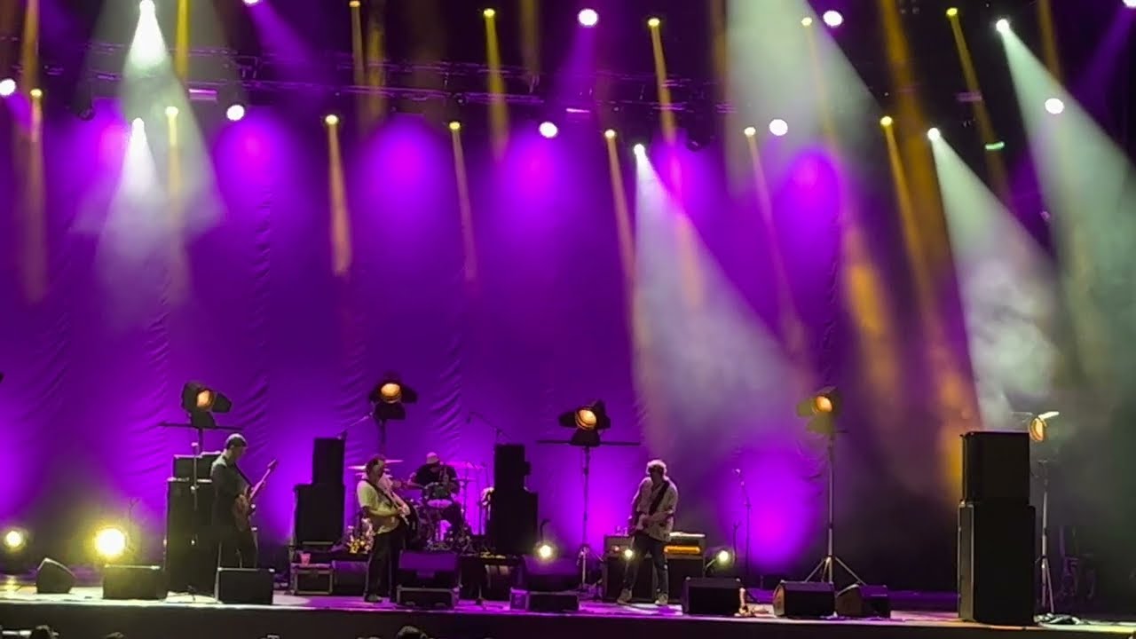 Duman Coştu! - Yürekten (Solo) 4K - Harika Performans @istanbul Haziran 2022