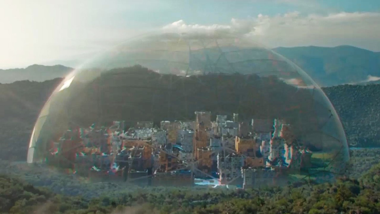 未來人活在泡泡裡，只有兒童心智，走路都不會，被恐怖怪物屠城！