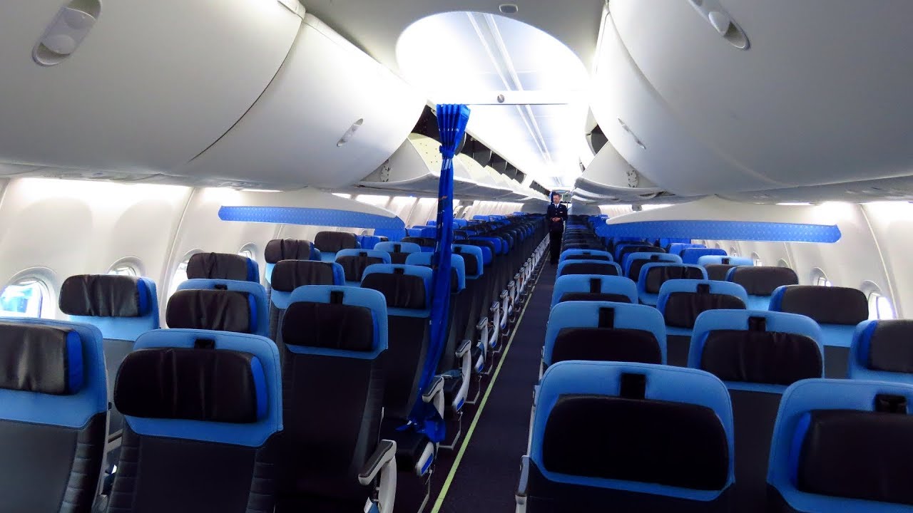 TRIP REPORT | KLM NEW CABIN in the 737-800 | Berlin Tegel to Amsterdam | Economy Class
