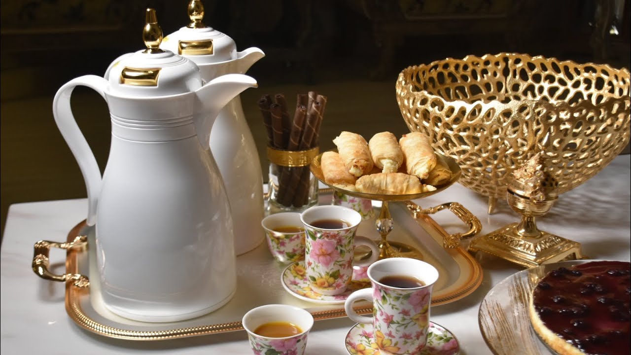 طقم الضيافه من قصر الاواني ماركة هوم الك