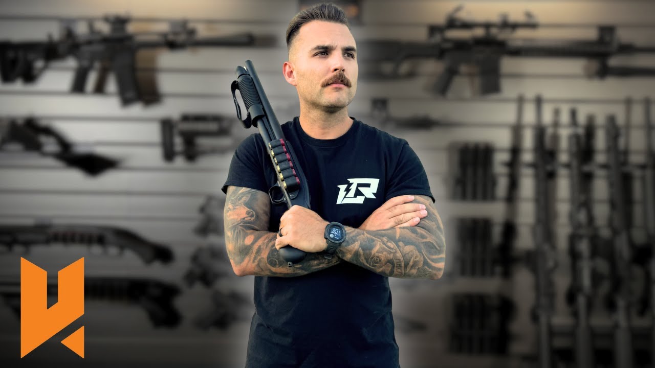 Строим оружейную комнату моей мечты (The Ultimate Man Cave при участии Hold Up Displays)