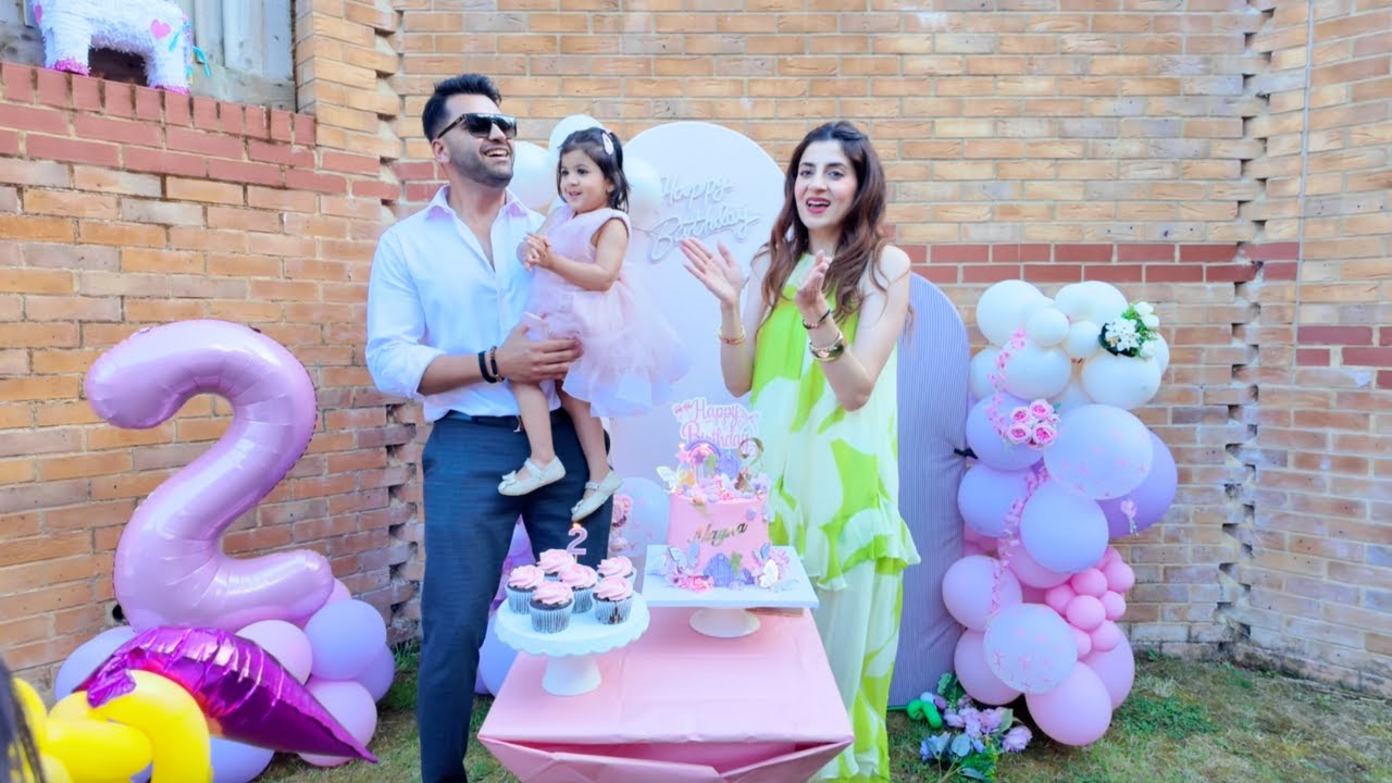 Chia's 2nd Birthday Party Celebrations: Magic Show, Dancing & Cake Cutting 🎂