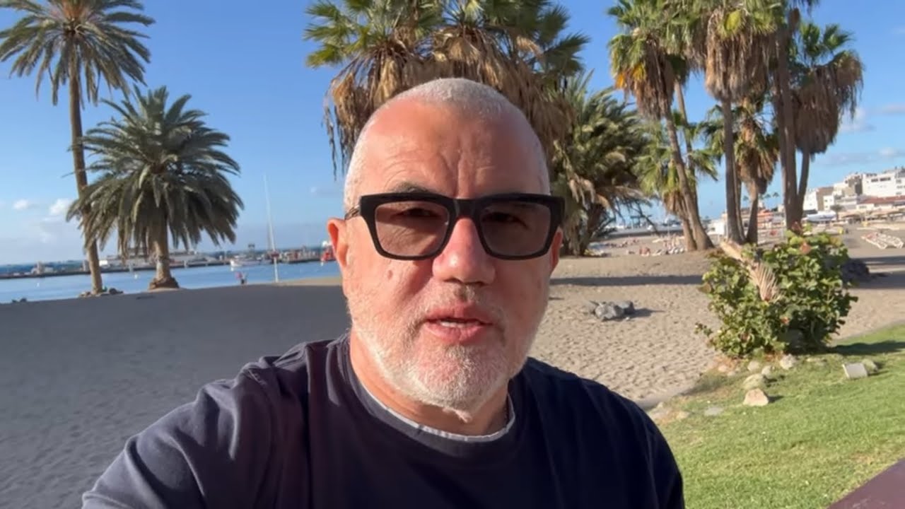 Mergem împreună la plimbare prin Tenerife! De acasa pana la stanca lui Stefan si inapoi!