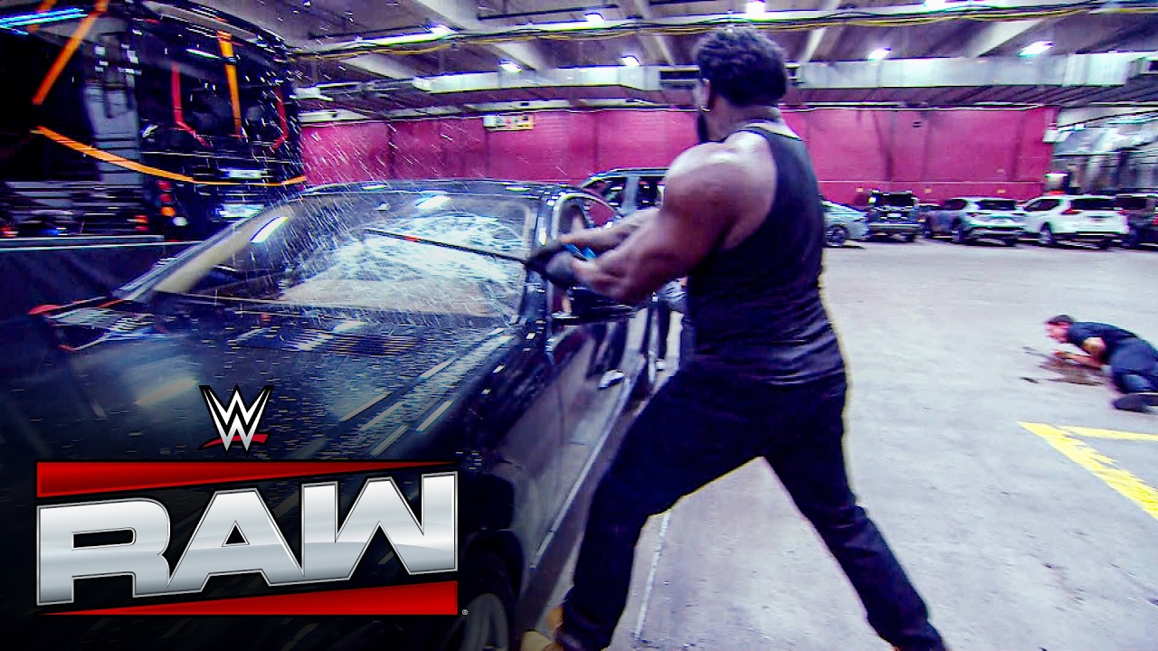 Royce Keys, Bronco Nima and Lucien Price BRUTALLY ATTACK The Usos in the parking lot: Raw highlights