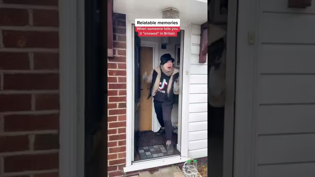 SNOW IN THE UK...😂👀 #shorts