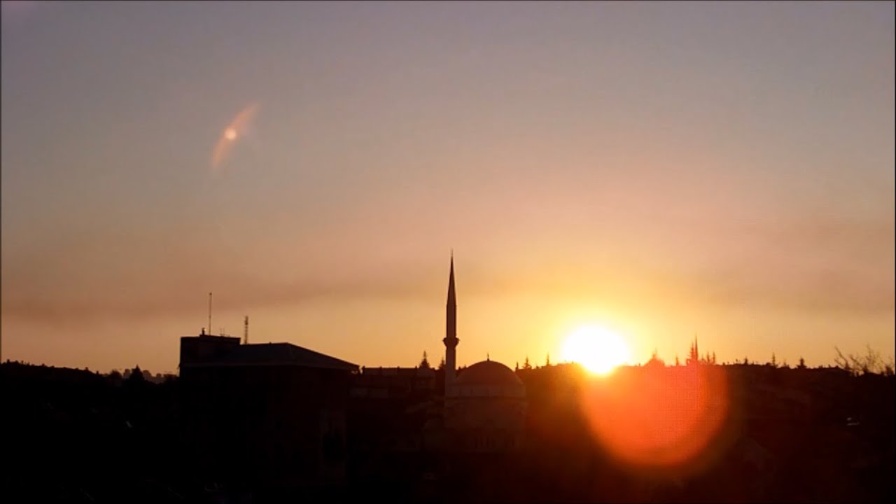 Ankara'da gün doğumu / Sabah ezanı eşliğinde.(sabah ezanı videodan ayrı olarak eklenmiştir)