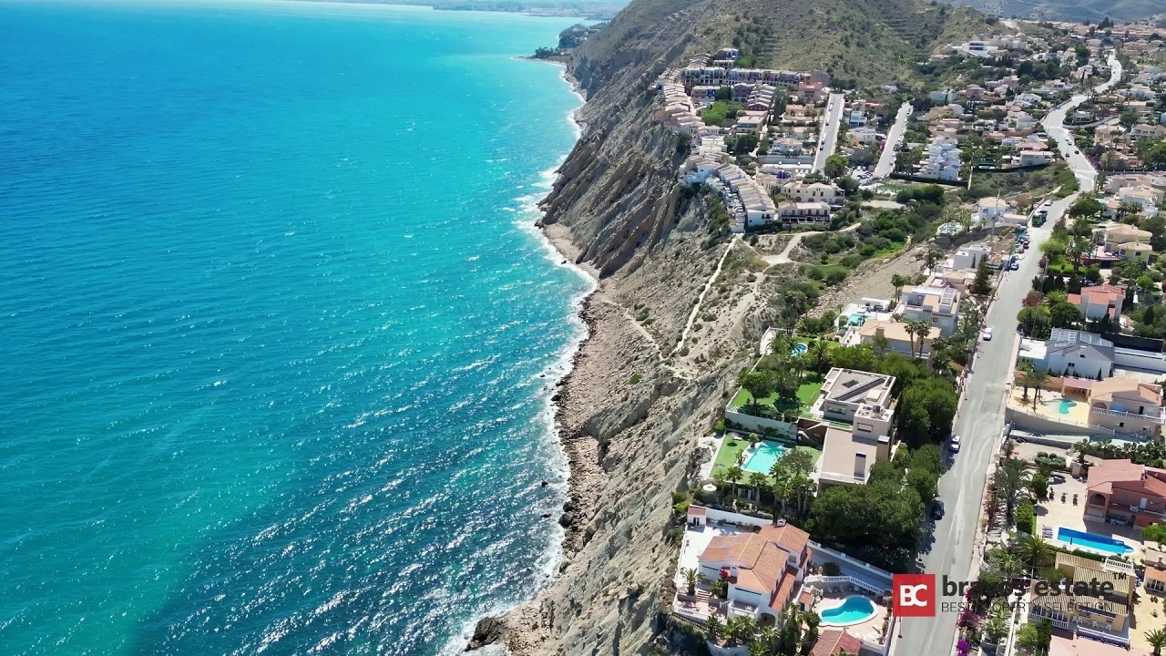 Mediterranean Luxury: Seafront Villa in El Campello, Spain | JamesEdition