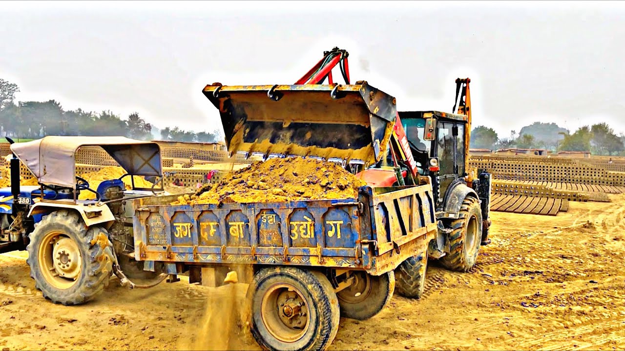 New JCB 3DX Eco in Mud Loading | Mahindra & New Holland Tractors With Trolley Manitou Loading video 