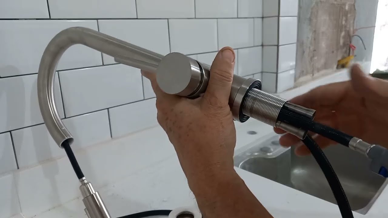 Aprenda a Instalar Sua Torneira Gourmet MONOCOMANDO de Água Quente e Fria