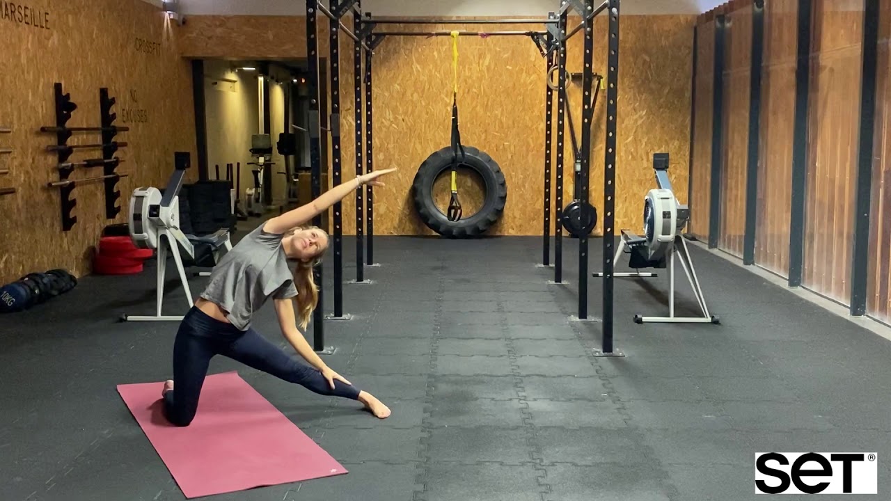 COURS DE YOGA AVEC EVA