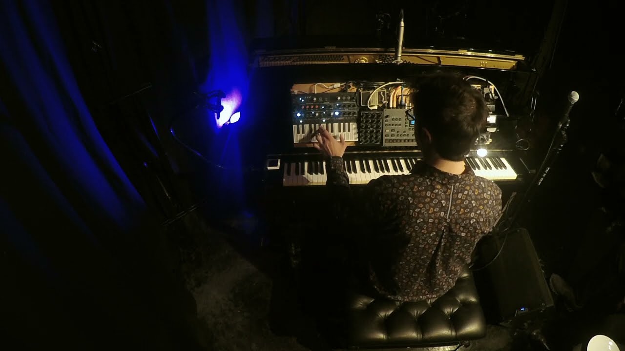 Tom Cawley - Piano & Electronics - Regression to the Meme - LIVE