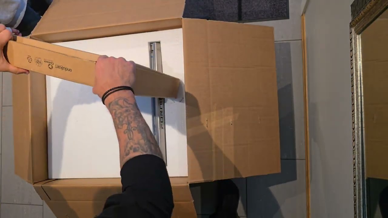 Unboxing the Effeuno 134H #BestPizzaOven#istanbulfoodie #scandinaviankitchen #PizzaLovers #unboxing