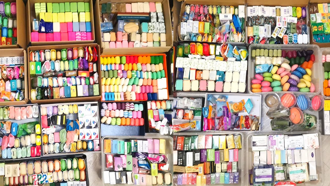 ASMR.Showing my soap collection. About 3000 bars. Показываю мою коллекцию мыла.